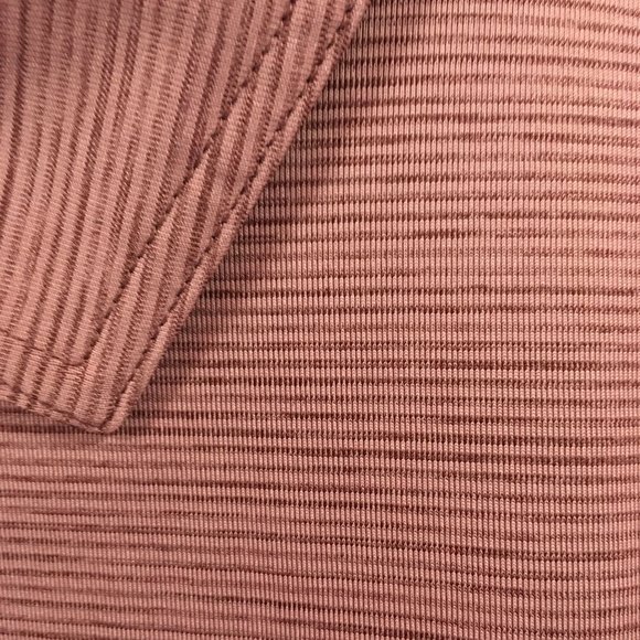 NWT All in Motion Stretch Woven Polo Shirt - Berry Striped - M - Picture 4 of 7